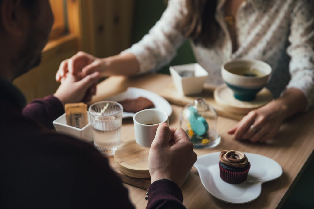 Things men practically shouldn’t do on their dates 2